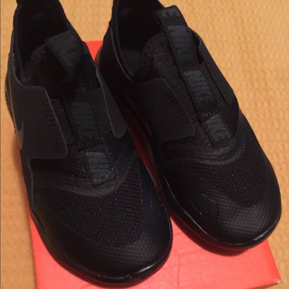 nike flex runner size 11